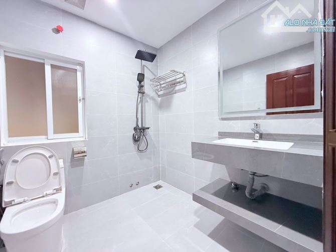 NHÀ ĐẸP KHÔNG MUA – VỢ GIẬN CẢ THÁNG! BÁN GẤP — PHÂN LÔ CẦU DIỄN, Ô TÔ CHẠY VÒNG QUANH - 5