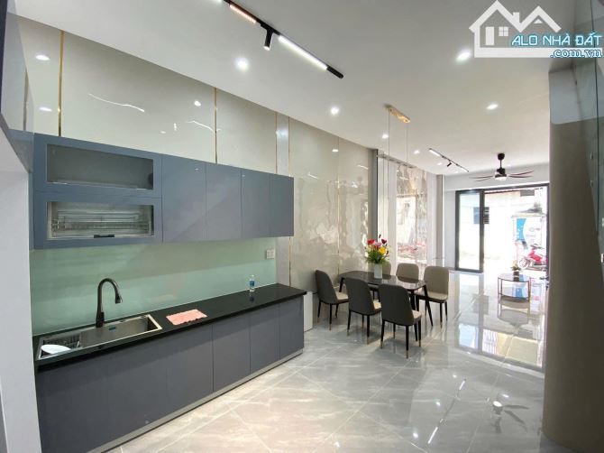 Sẵn HĐ thuê 15 triệu/tháng! Bán nhà Thành Thái, Q10, Giá 3 tỷ 150 DT 65m2, sổ riêng - 6