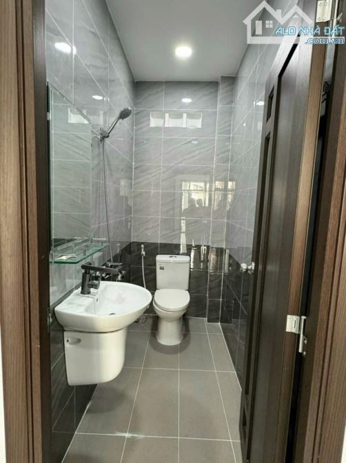 Duy nhất nhà Đoàn Văn Bơ, Quận 4 / 52m2 / 2 tỷ 380 triệu / sổ hồng riêng - 6