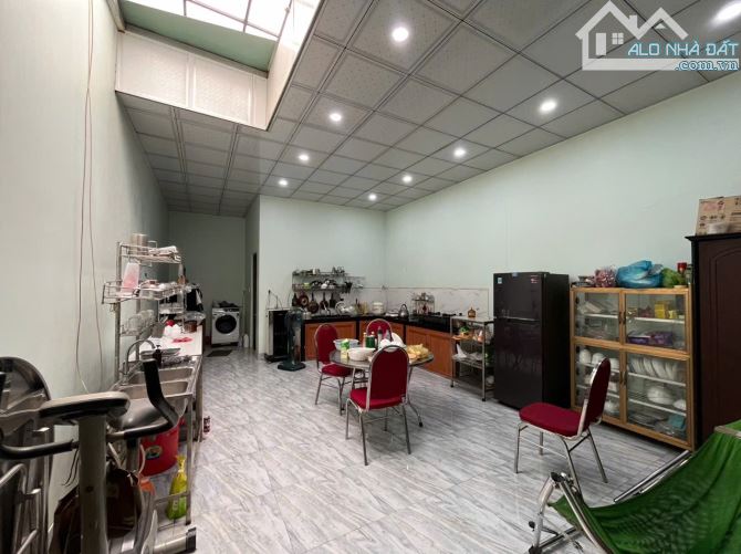 Giá 5.5 tỷ Cần  bán nhà mặt tiền Chợ Tân Phong( Nguyễn Ái Quốc )_116m2_SHR thổ cư Full - 6