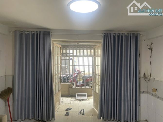 HÀNG XÓM VẠN PHÚC CITY – 58M² – 2 TẦNG – HOÀN CÔNG ĐẦY ĐỦ – GIÁ CHỈ 3.8 TỶ - 6
