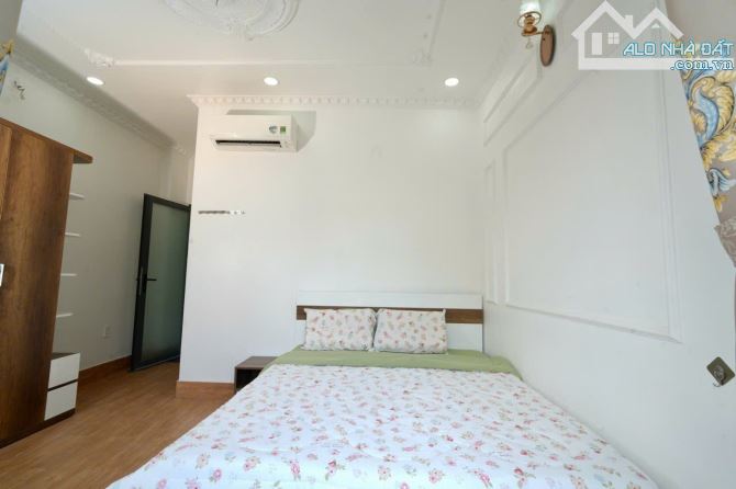 Căn hộ quận 1 gần bùi viện ban công cực sịn - 6