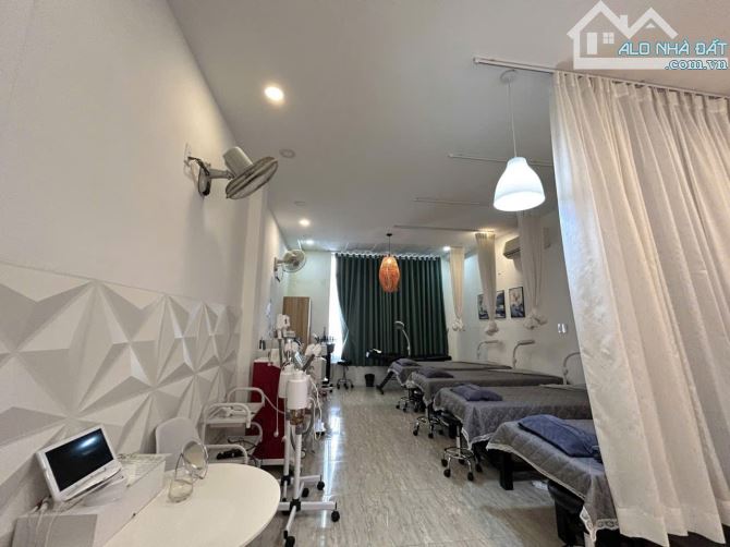 Nhà 4 tầng mặt tiền Phan Đình Phùng Gần Chợ Đầm Ngay Trung tâm TP.Nha Trang - 6
