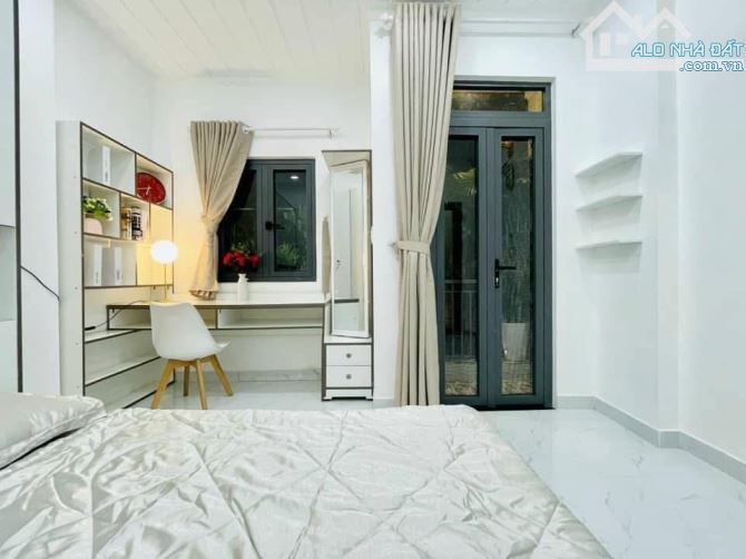 Bán nhà hẻm 90 Hòa Bình, Q.11 nhà 32 m2 full nội thất. Giá: 1.9tỷ sổ hồng riêng - 6