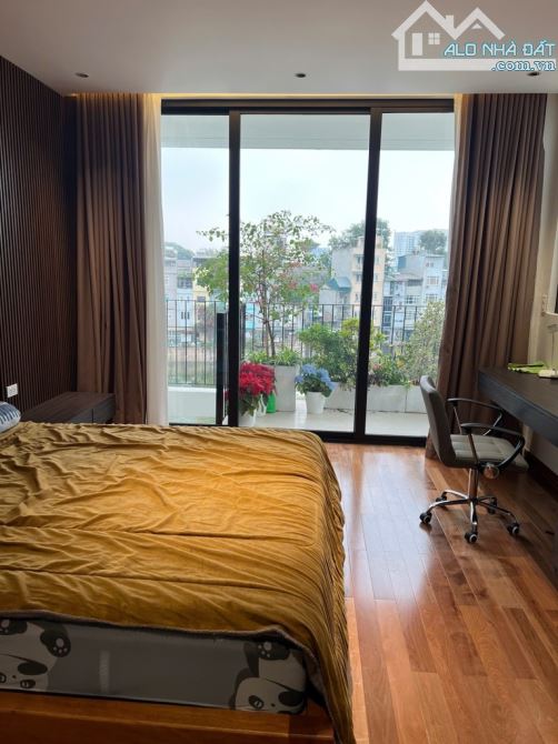 Bán nhà View hồ Long Biên - DT 53m 7 tầng - 6