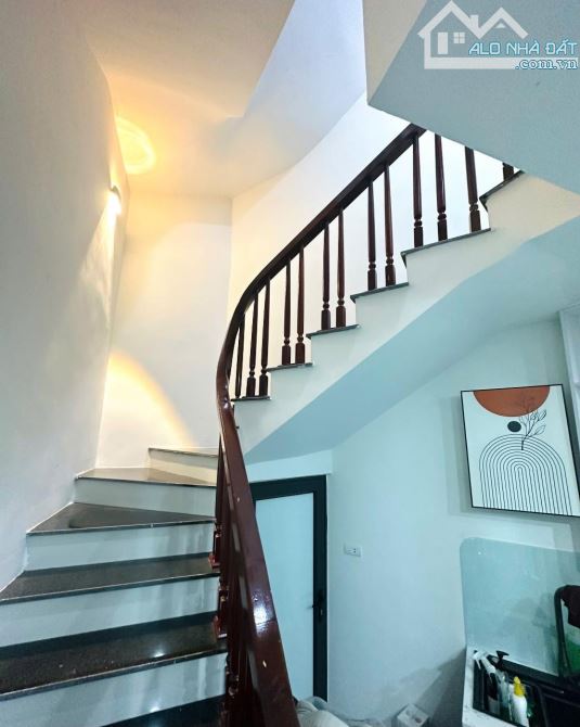 BÁN NHÀ ĐẸP MỚI TINH – HOÀNG MAI, HOÀNG VĂN THỤ – THANG MÁY – 3 BƯỚC RA PHỐ  Giá: 7,6 tỷ – - 6
