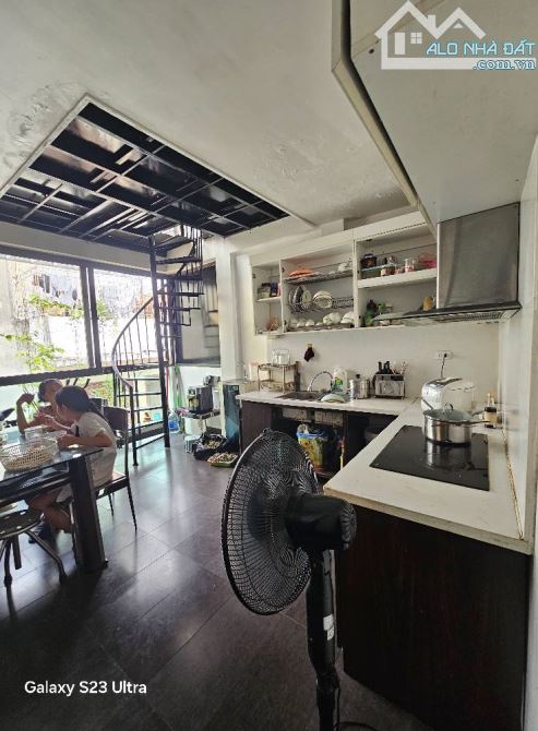 Nguyễn Chí Thanh, Phân lô, Oto tránh dừng đỗ, KD đỉnh. 45m2x6t, MT 4.1m. Chỉ 16 tỷ - 6