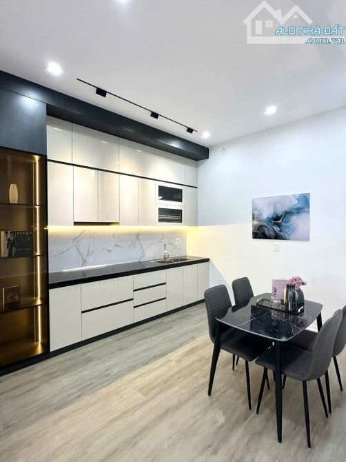 Bán nhà tại Nam Phát , Đằng Giang , Ngô Quyền Giá  : 5 ty 750 - 7