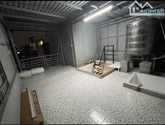 Q5- Nhà 1 Trệt 2 Lầu, 50m2 hẻm oto sổ sẵn đường Trần Bình Trọng giá 3 tỷ 150 - 7