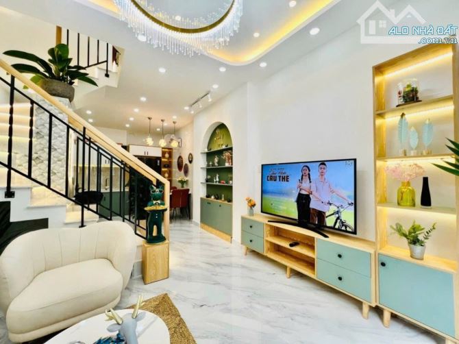 Nhanh tay chốt nhà hẻm 7B Thành Thái Q10 56,6m2 - SHR / 4 tỷ 2 HDT 16tr - gần ĐH Bách Khoa - 7