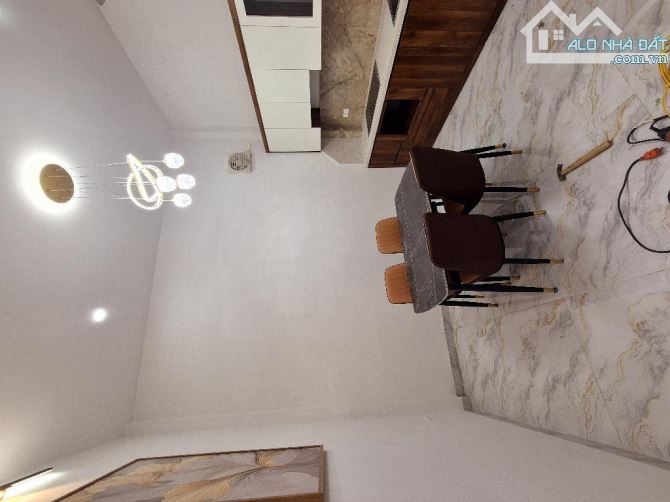 🏠🏠🏠PHỐ BẠCH MAI- TRUNG TÂM QUẬN HAI BÀ TRƯNG 40M2 - NGÕ THÔNG OTO - 7