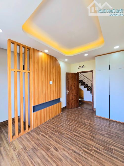 NHÀ PHỐ 72M2, 3 TẦNG, HOÀN CÔNG ĐỦ, ĐƯỜNG 8M, NGAY CHỢ LONG PHƯỚC,GẦN VINHOMES NGUYỄN XIỂN - 7