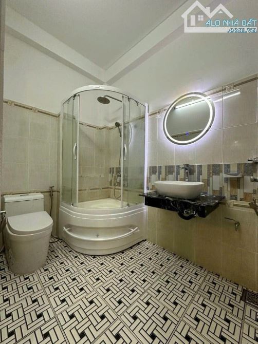DUY NHẤT 1 CĂN! Nhà Đẹp Nguyễn Đình Chiểu, Q3 – Chỉ 3Tỷ450 – 60.7m² – 1T1L có st –SHR - 8