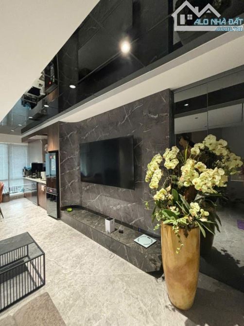 Bán nhà 6 tầng thang máy, ô tô vào nhà, lô góc Phố Trạm gần siêu thị Aeon Long Biên - 8