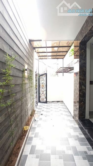 📢📢📢NHÀ XÂY ĐỘC LẬP 54M2 NGANG 4,5M - SÂN CỔNG - NGÕ 2,5M TẠI VĂN CAO, NGÔ QUYỀN, HP. - 8