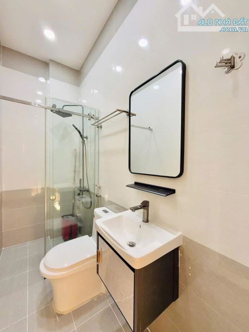 🔥 CHỐT LIỀN TAY – Nhà 1T2L, Hẻm ĐOÀN VĂN BƠ, Q4/ GIÁ 5 TỶ 190/ 65M2 / SỔ HỒNG RIÊNG🔥 - 8