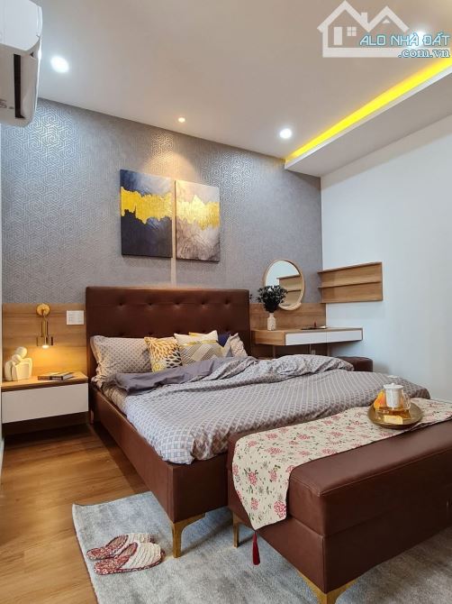 Định cư Mỹ bán gấp nhà Phó Cơ Điều, Q.11/ giá chỉ 3,37TỶ- 57,3m²/ 1T2L/ SHR - 8