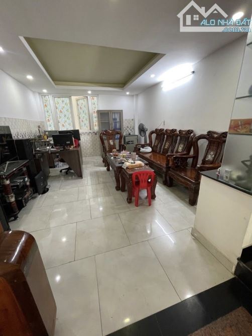 CHỦ GẤP BÁN - MẶT TIỀN 5 TẦNG KHU KINH DOANH SẦM UẤT - SÁT TRƯỜNG CHINH QUẬN TÂN BÌNH - - 8
