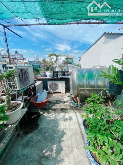 CMT8. Q10. Trước nhà 10m rộng. Nhà 4 tầng BTCT y hình. Hoàn công đủ. Chỉ 6,x tỷ. - 8