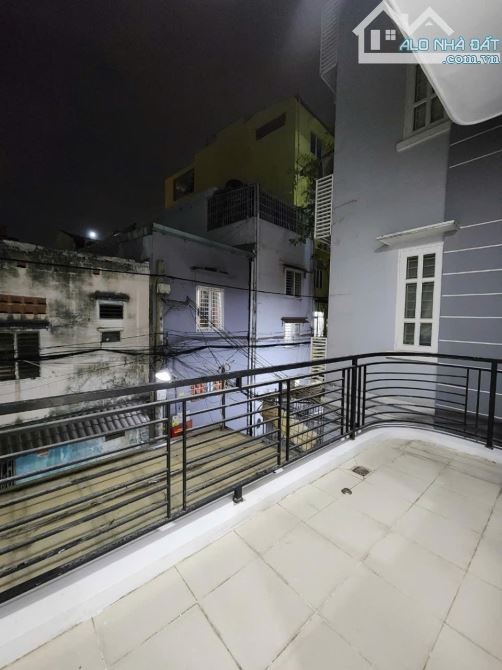 6.6 tỷ 65m2 ngay nhà ga T3 trệt 2 lầu đúc thông đường mới C12 - 8
