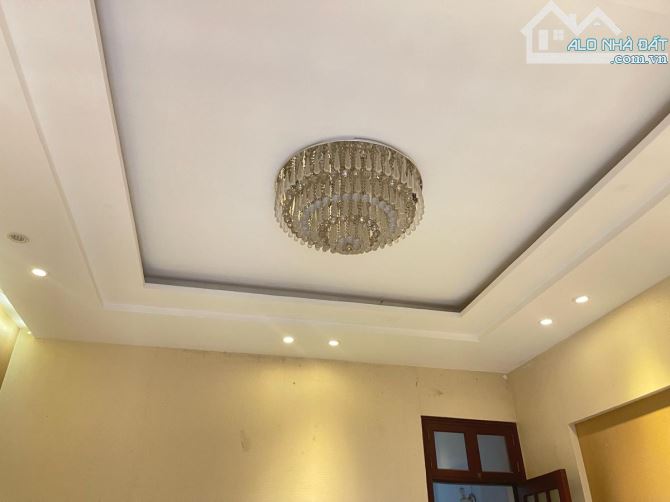 ĐỘI CẤN PHÂN LÔ ÔTÔ TRÁNH 80m 6T MT 5m 25Tỷ VỈA HÈ KHU VỰC DÂN TRÍ CAO TOÀN QUAN CHỨC - 9