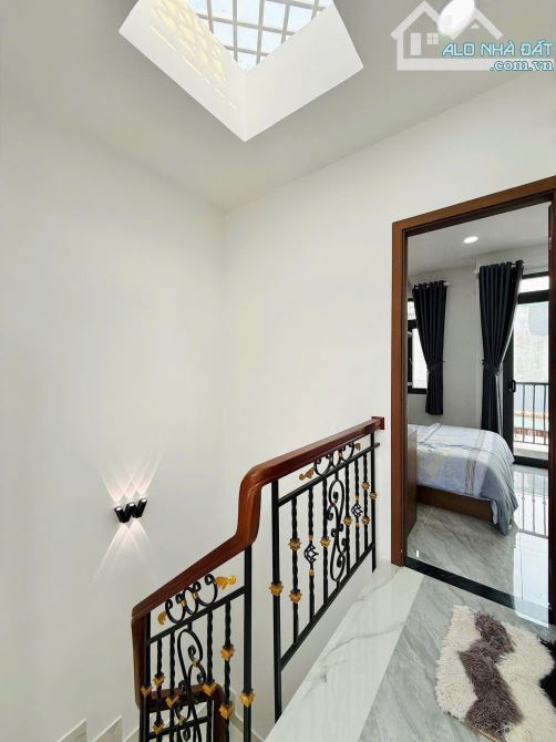 Đi nước ngoài định cư, bán gấp nhà ngay Khuông Việt, Tân Phú. Giá: 2 Tỷ 850 / 50.4m2. SHR - 9