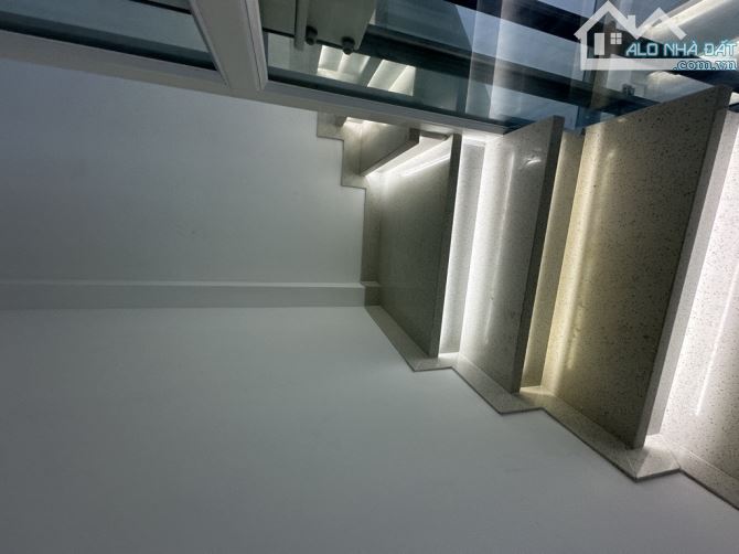 NHÀ GÒ VẤP CÓ THANG MÁY 5 TẦNG CHỈ 7,19 TỶ 45M2 ĐƯỜNG PHAN HUY ÍCH PHƯỜNG 12 CÓ GARA Ô TÔ - 9