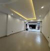 Bán Nhà Lô góc Mặt Phố Chu Huy Mân, 13 tỷ, 65m2, 5 Tầng thang máy Siêu Hot,