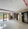 Bán chung cư C5 đường Nguyễn Cơ Thạch, Nam Từ Liêm căn tầng đẹp 107m 3PN full đồ sẵn vào ở