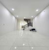 6.6 tỷ 65m2 ngay nhà ga T3 trệt 2 lầu đúc thông đường mới C12