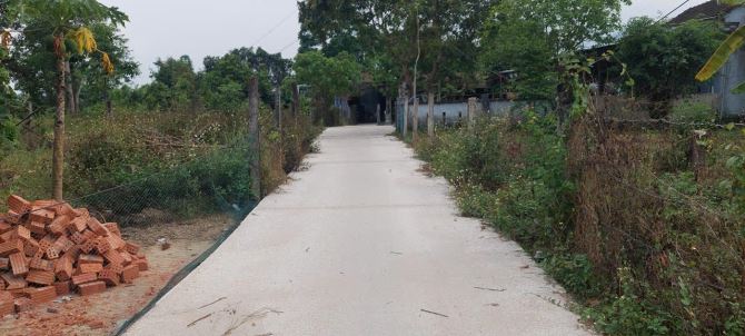 Đất xây nhà vườn mini 300m2 đất ở toàn bộ ngang rộng 17,8m trước sau.
