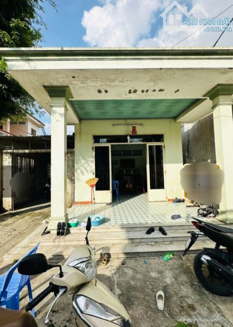 Nhà bán 370m2 mặt tiền Thới an 21 - cấp 4 - 8.5x 43m Quận 12 giá rẻ 15 tỷ