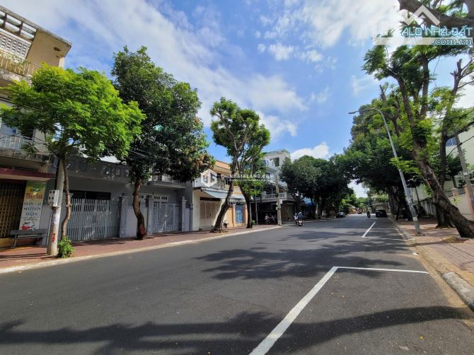 Bán nhà khu Song Ngữ, TP.Vũng Tàu – Nhà đẹp, dân trí cao, giá chỉ 10 tỷ