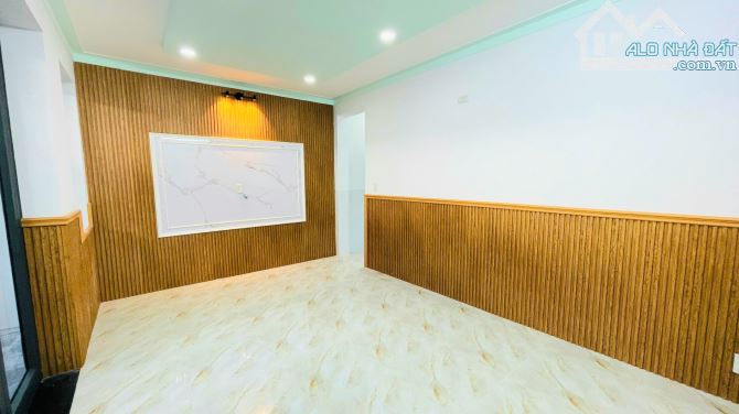 BÁN NHÀ MỚI  100% ĐẸP CÁCH BIỂN NHA TRANG 4,5KM
