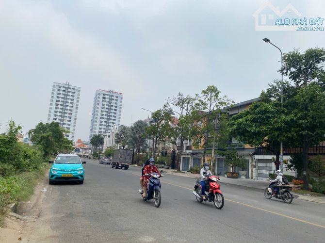 Cho thuê nhà đường số 34, Bình Tân khu Tên Lửa, 10x20m, hầm, thang máy, 60 triệu