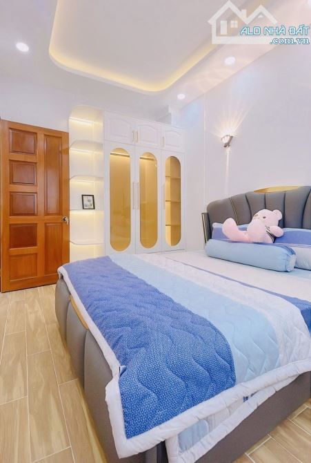 Nhà 3 Lầu Mới Keng – Ô Tô Ngủ Trong Nhà – Giá Chỉ 7,2 Tỷ – Cơ Hội Có 1 Không 2!