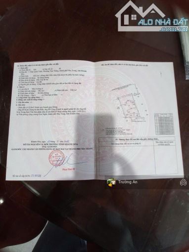 Bán đất tặng nhà mặt tiền đường Trần Quốc Toản