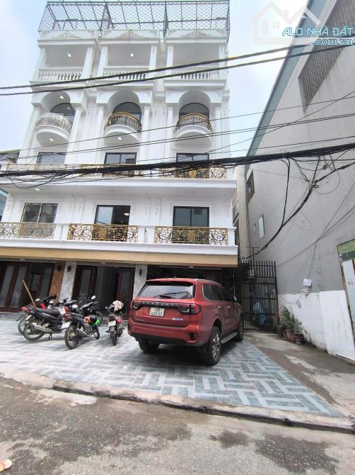 CẦN BÁN NHÀ CỔ LINH LONG BIÊN HÀ NỘI.