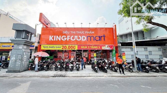 Bán nhà MT Cách Mạng Tháng 8, Quận 10, DT 13 x 24m, đang có HĐT, giá 120 tỷ