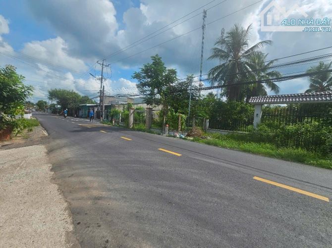 Gần 1000m2 Đất Mặt Tiền Đường Lộ Vòng Cung Thị Trấn Phong Điền Tpct