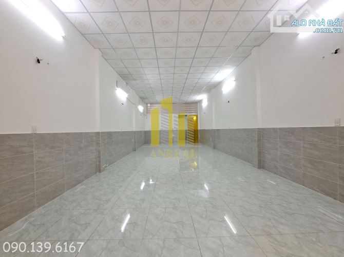 Nhà Cấp 4 Trống Suốt 5x20m Giá 17 Triệu Phù Hợp Văn Phòng - Kho