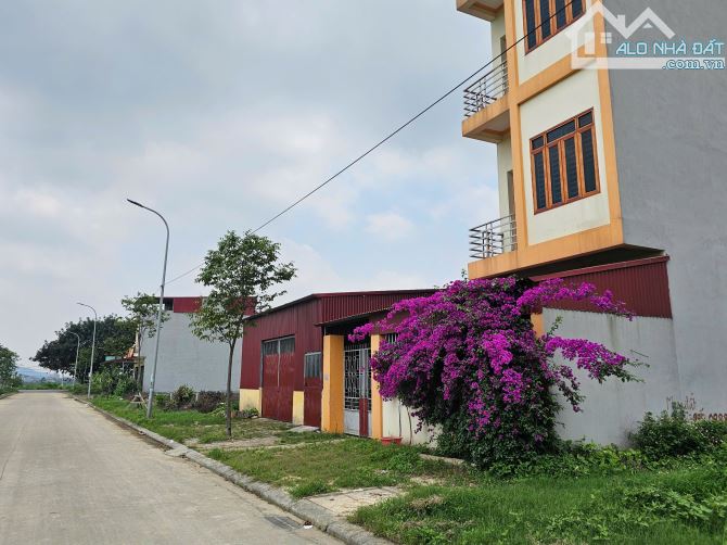 Bán đất Quỳnh Đôi . dt 180m . mt 9m . hướng ĐN . giá 4 tỷ 5