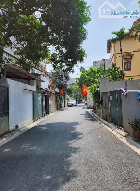Bán lô đất 70*5m Hoa Hậu Kim Chung, Đông Anh. Lô góc đường thông ô tô