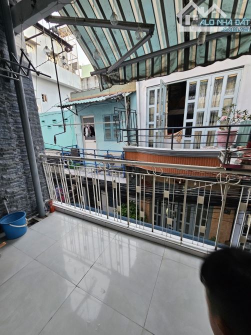 Dương Bá Trạc P1Q8 23m2, nhà đẹp chỉ 2,89 tỷ