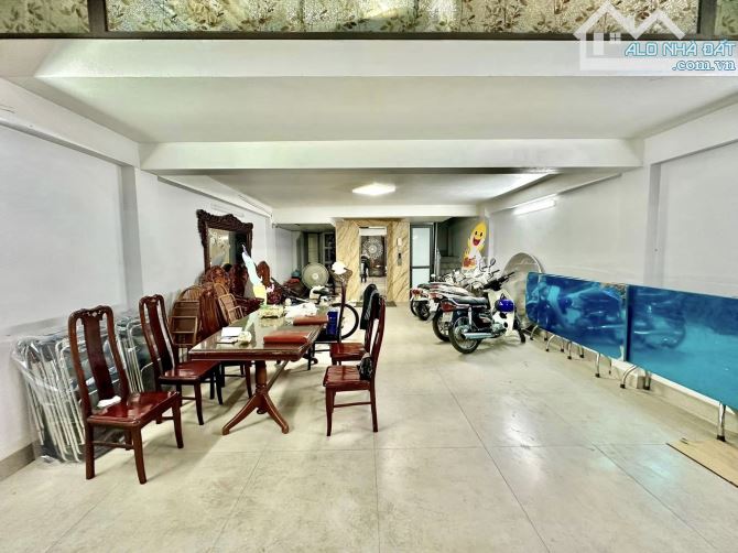 Bán nhà Văn Chương - Đống Đa 64m2 7 tầng MT 5.5m -thang máy, ô tô tránh dừng đỗ kinh doanh