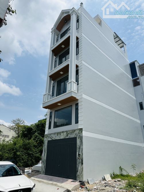 Bán nhà đẹp 5 tầng,xe hơi ngủ trong nhà ,Hoàng Quốc Việt Quận 7.Giá 10.5 tỷ.