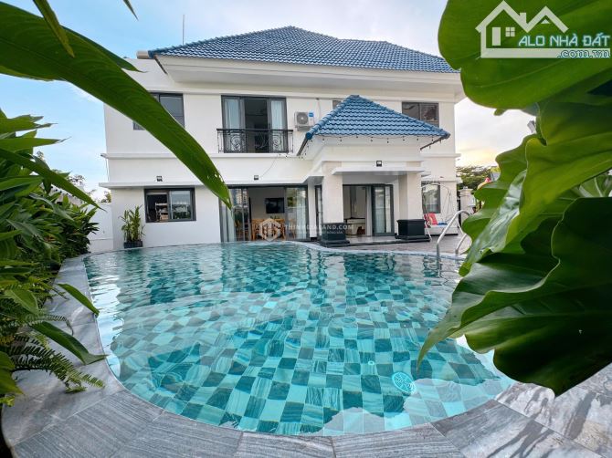 33 TỶ BÁN BIỆT THỰ NGỌC TƯỚC 1, TRUNG TÂM BIỂN DU LỊCH BÃI SAU, TP VŨNG TÀU
