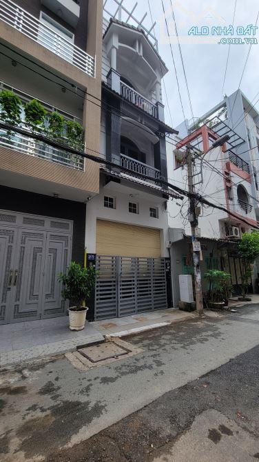Hẻm 8m 341/7a Lạc Long Quân 4x18m 3L 15 triệu