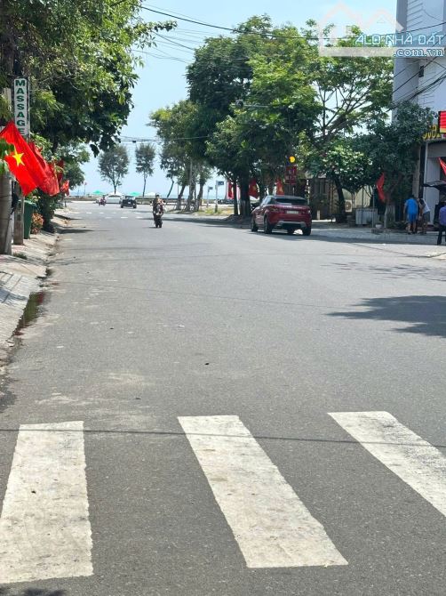BÁN LÔ GÓC 2 MẶT TIỀN 10M5 HỒ TÙNG MẬU - HÒA MINH, LIÊN CHIỂU, ĐÀ NẴNG