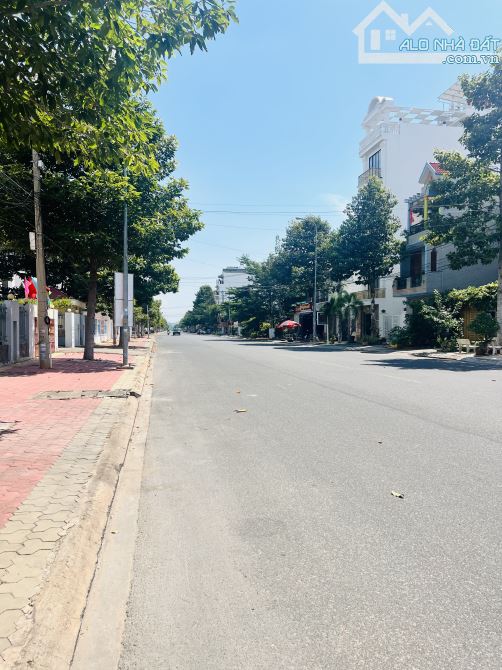 💥Cần bán gấp căn nhà 5 tầng mặt tiền đường Nhựa - KDC Hùng Vương - TP Phan Thiết